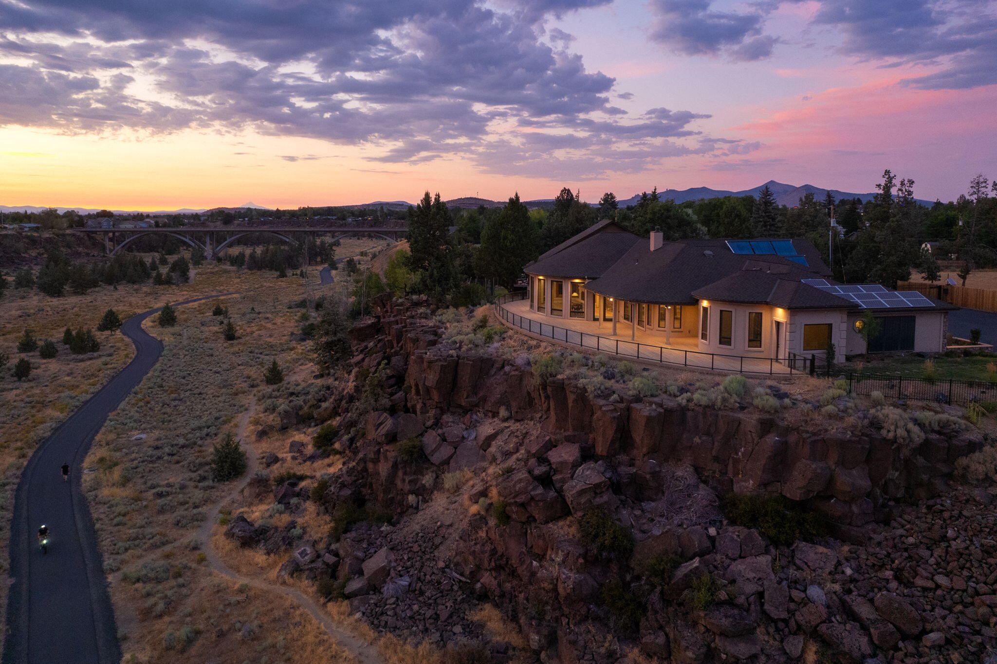 Rock Crest - Residential