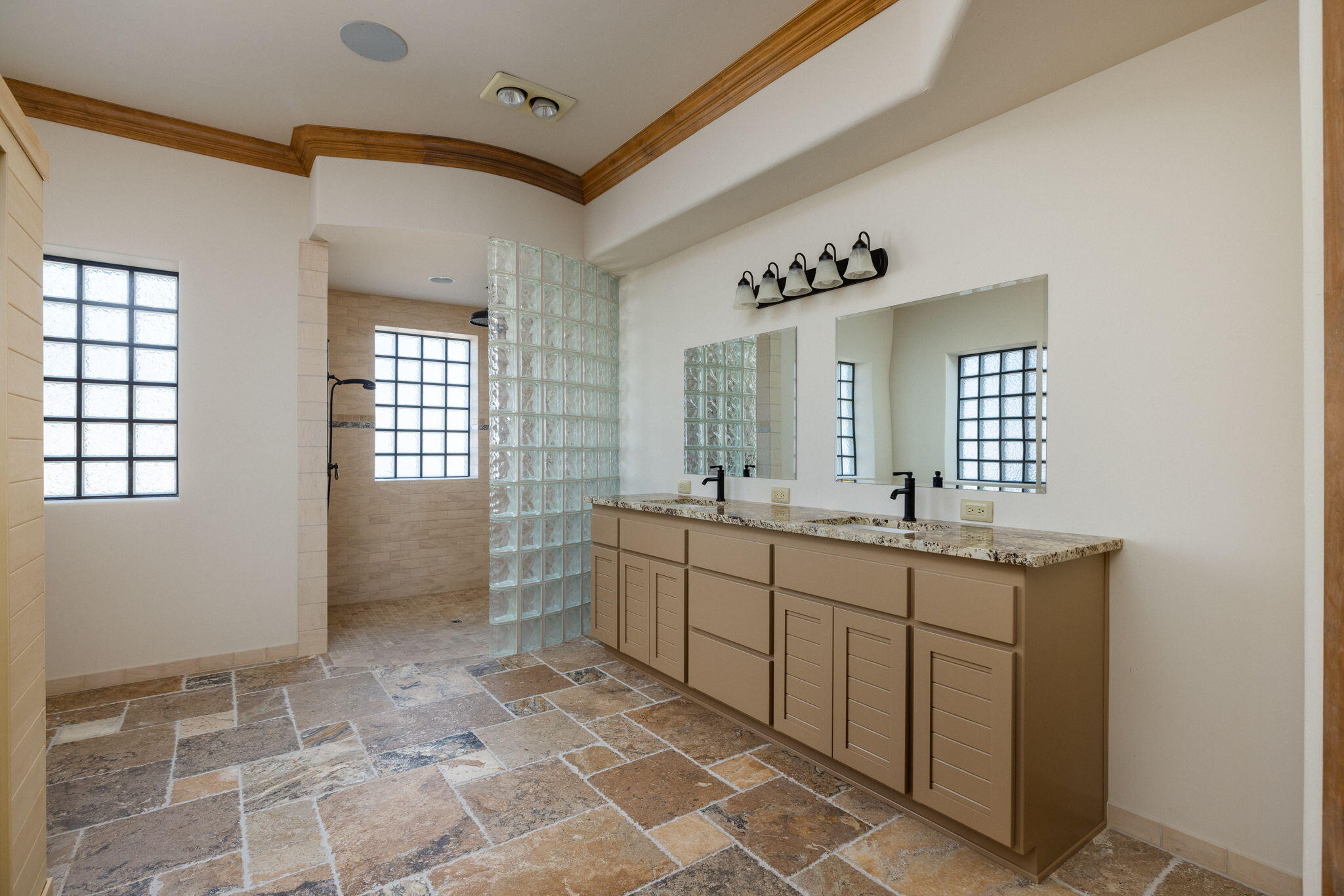 Rock Crest - Residential