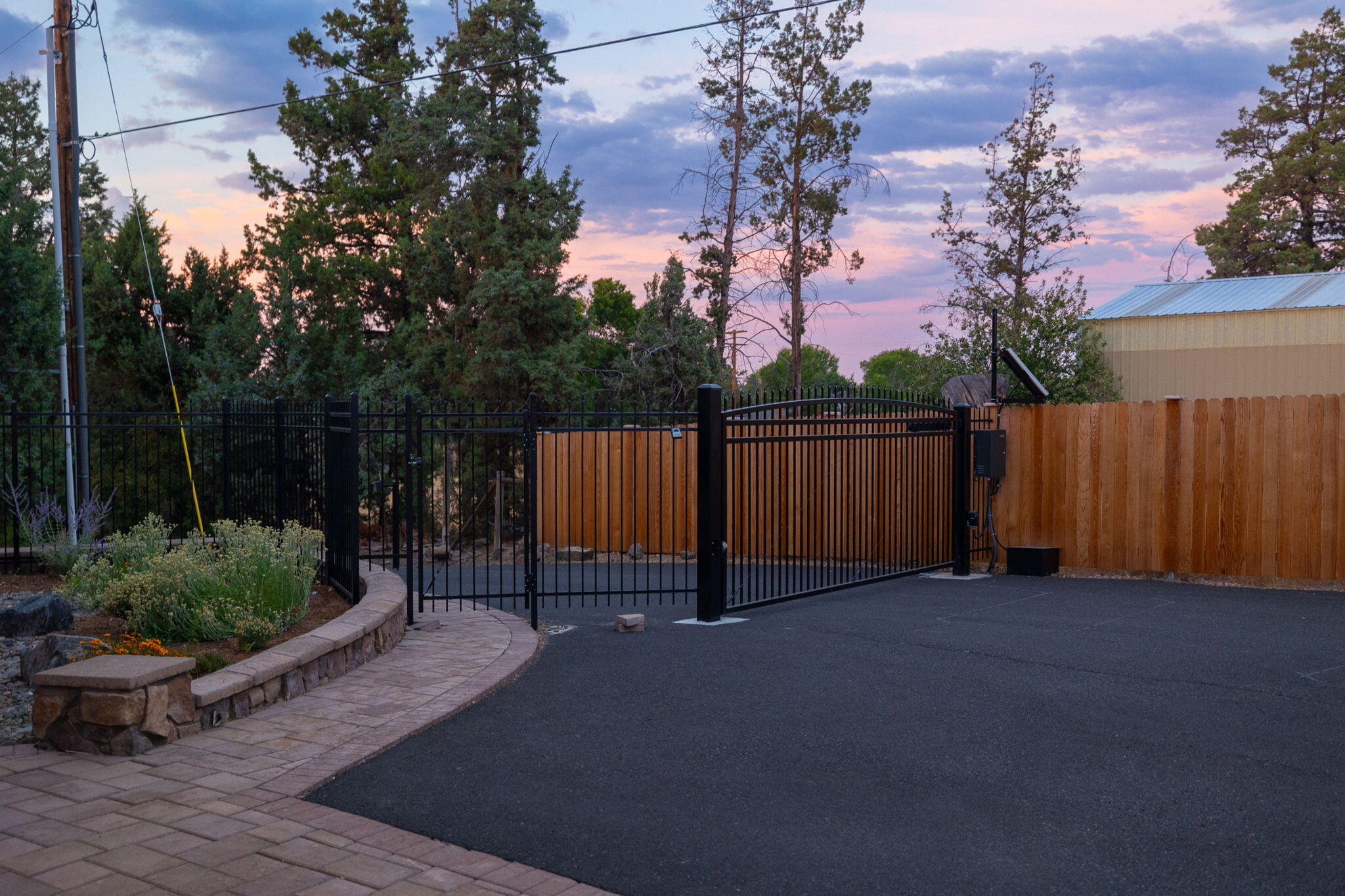 Rock Crest - Residential