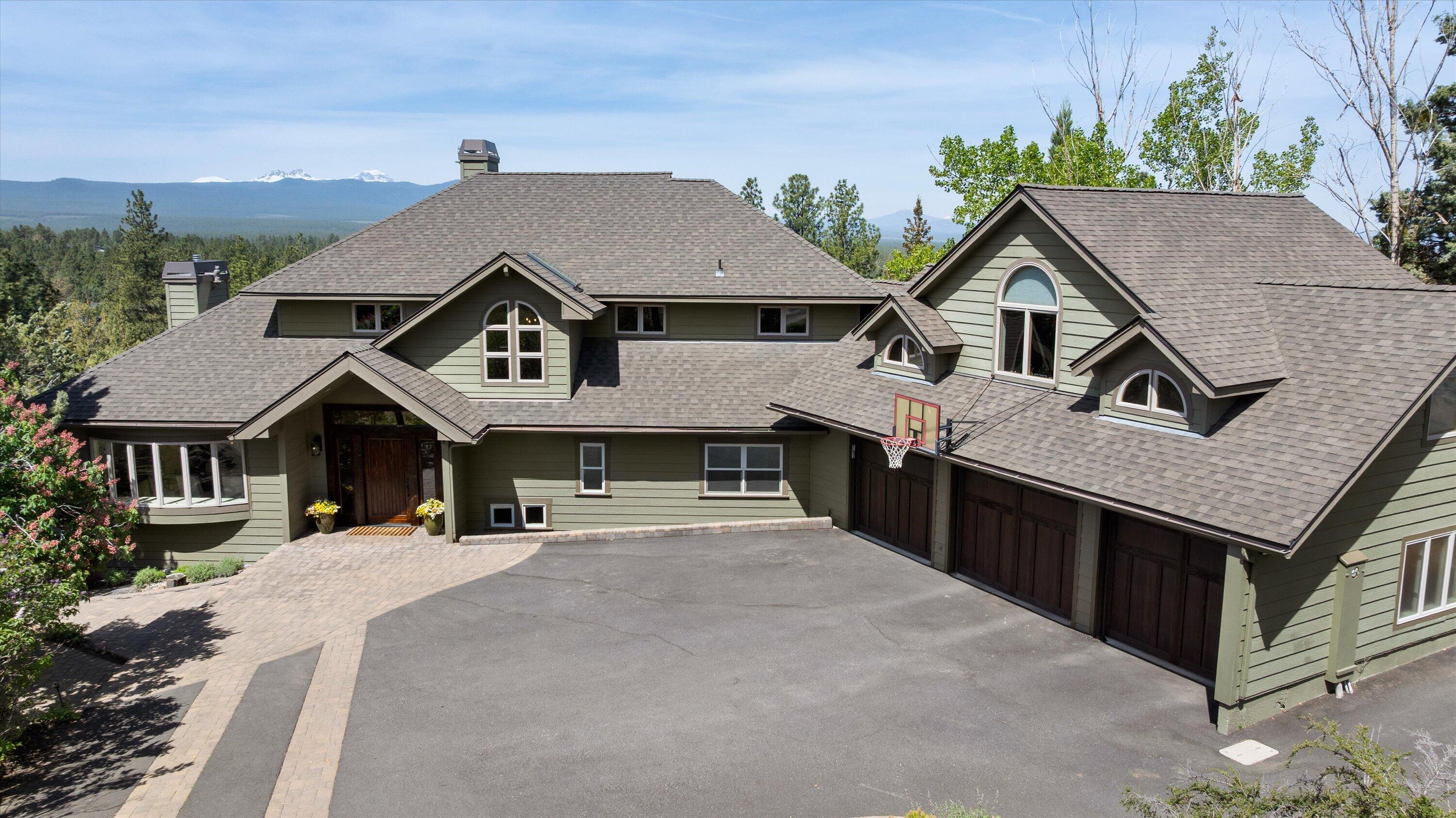2853 NW Nightfall Circle