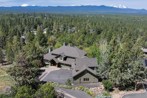 2853 NW Nightfall Circle Bend OR 97703