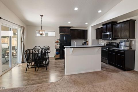 Tiny photo for 21184 Darnel Avenue, Bend, OR 97702 (MLS # 220224805)