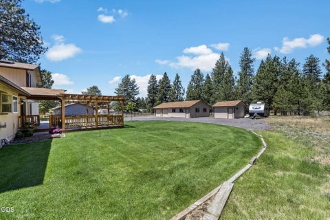 Tiny photo for 19572 Apache Road, Bend, OR 97702 (MLS # 220223845)