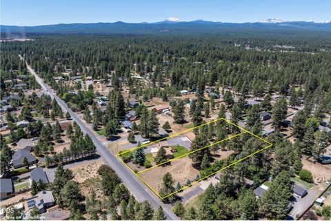 Tiny photo for 19572 Apache Road, Bend, OR 97702 (MLS # 220223845)