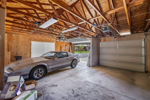 Tiny photo for 19572 Apache Road, Bend, OR 97702 (MLS # 220223845)