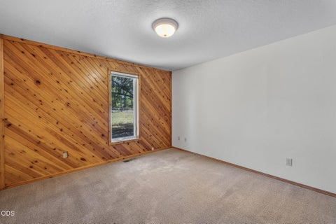 Tiny photo for 19572 Apache Road, Bend, OR 97702 (MLS # 220223845)