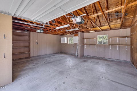 Tiny photo for 19572 Apache Road, Bend, OR 97702 (MLS # 220223845)