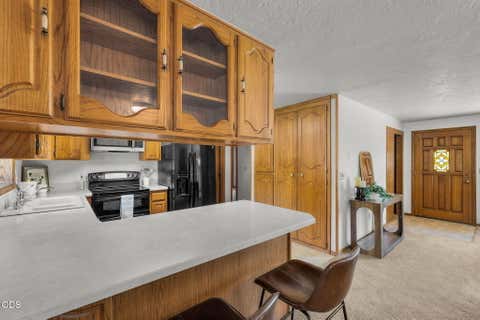 Tiny photo for 19572 Apache Road, Bend, OR 97702 (MLS # 220223845)