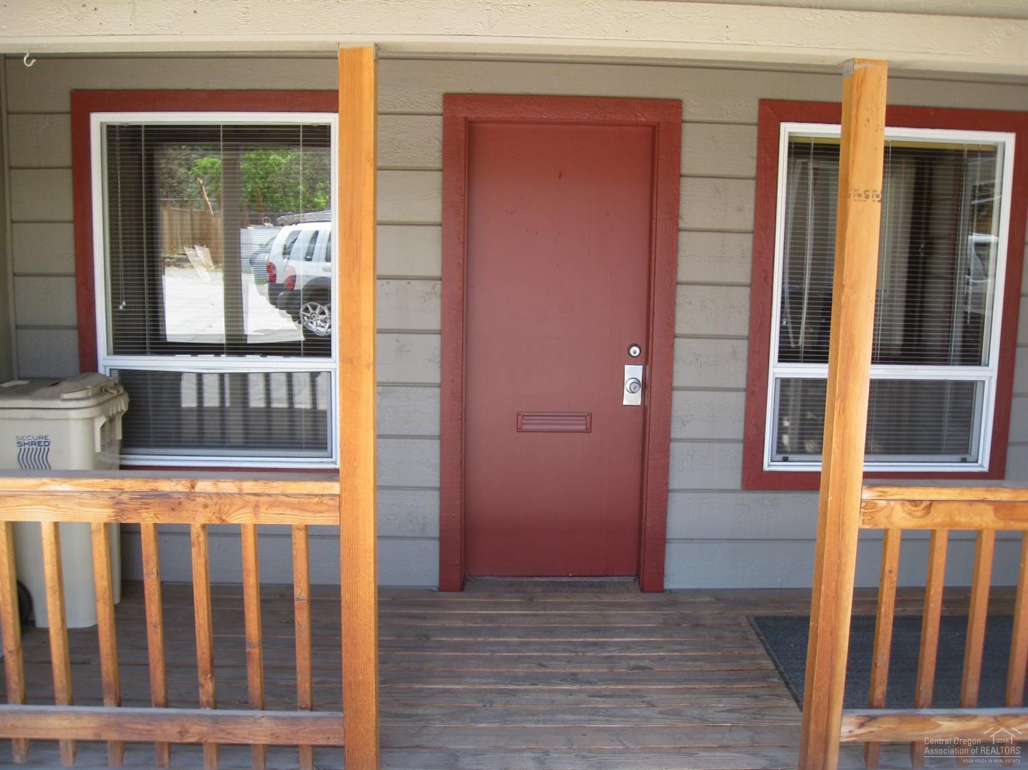 Center - Commercial Lease