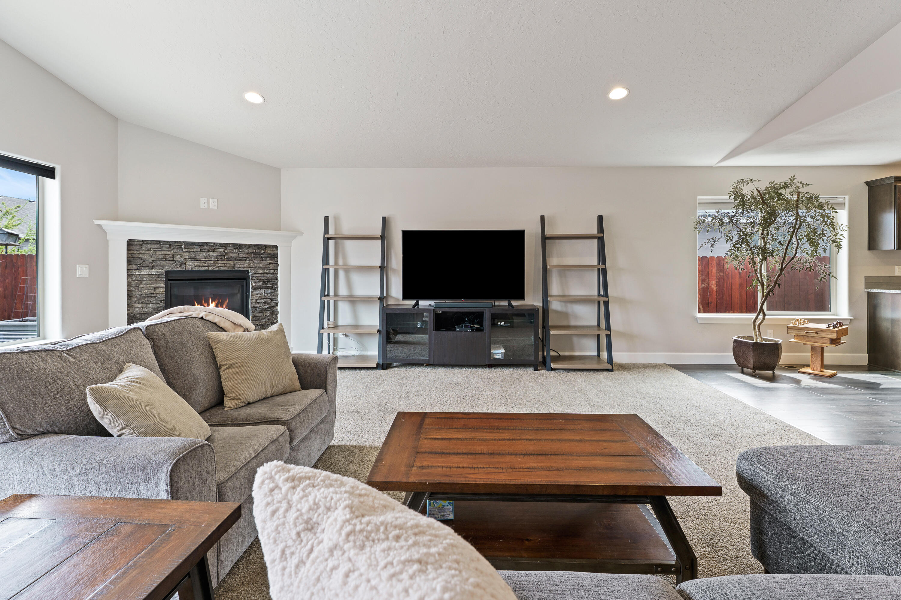 546 NW 27th Street