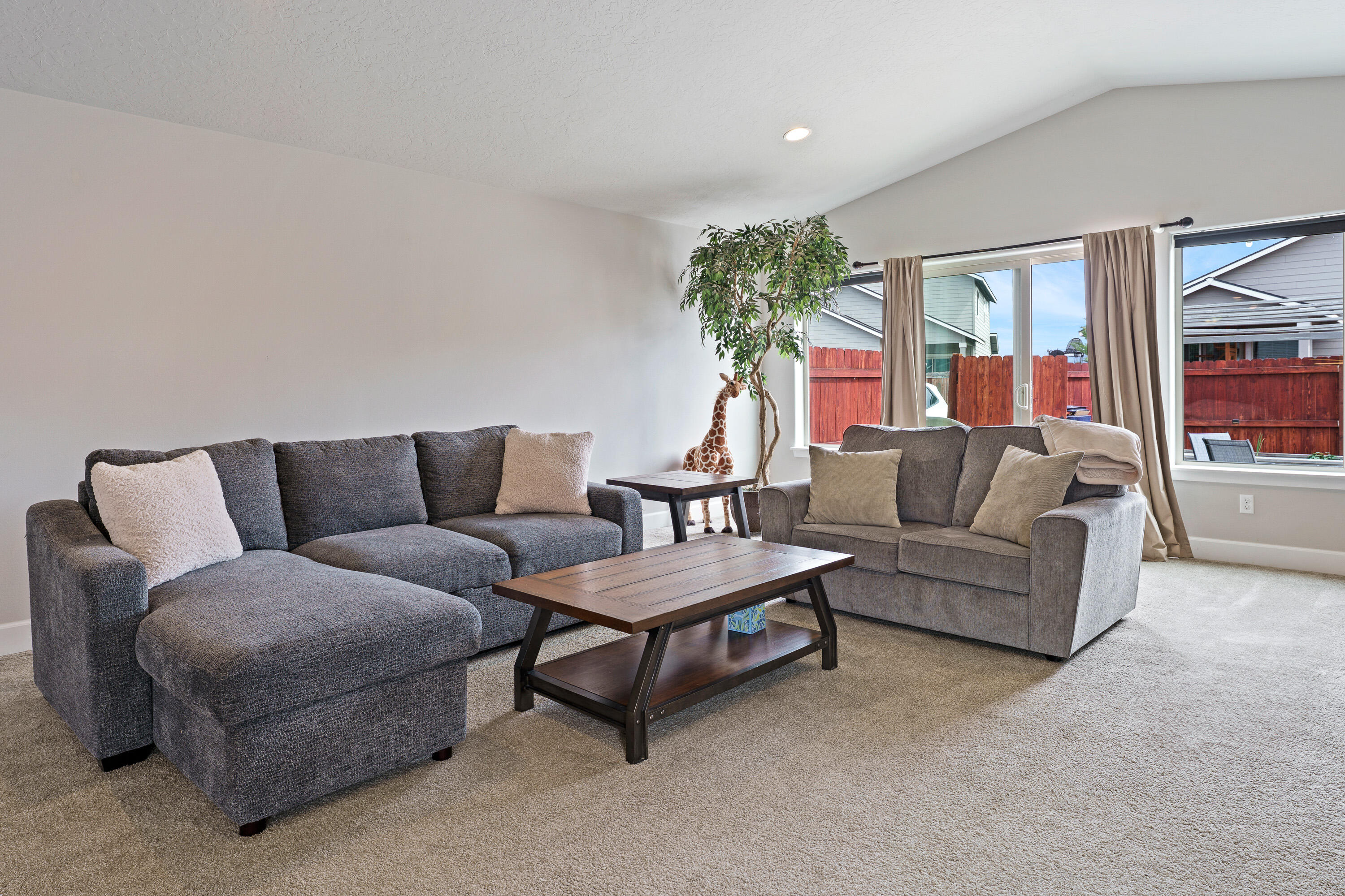 546 NW 27th Street