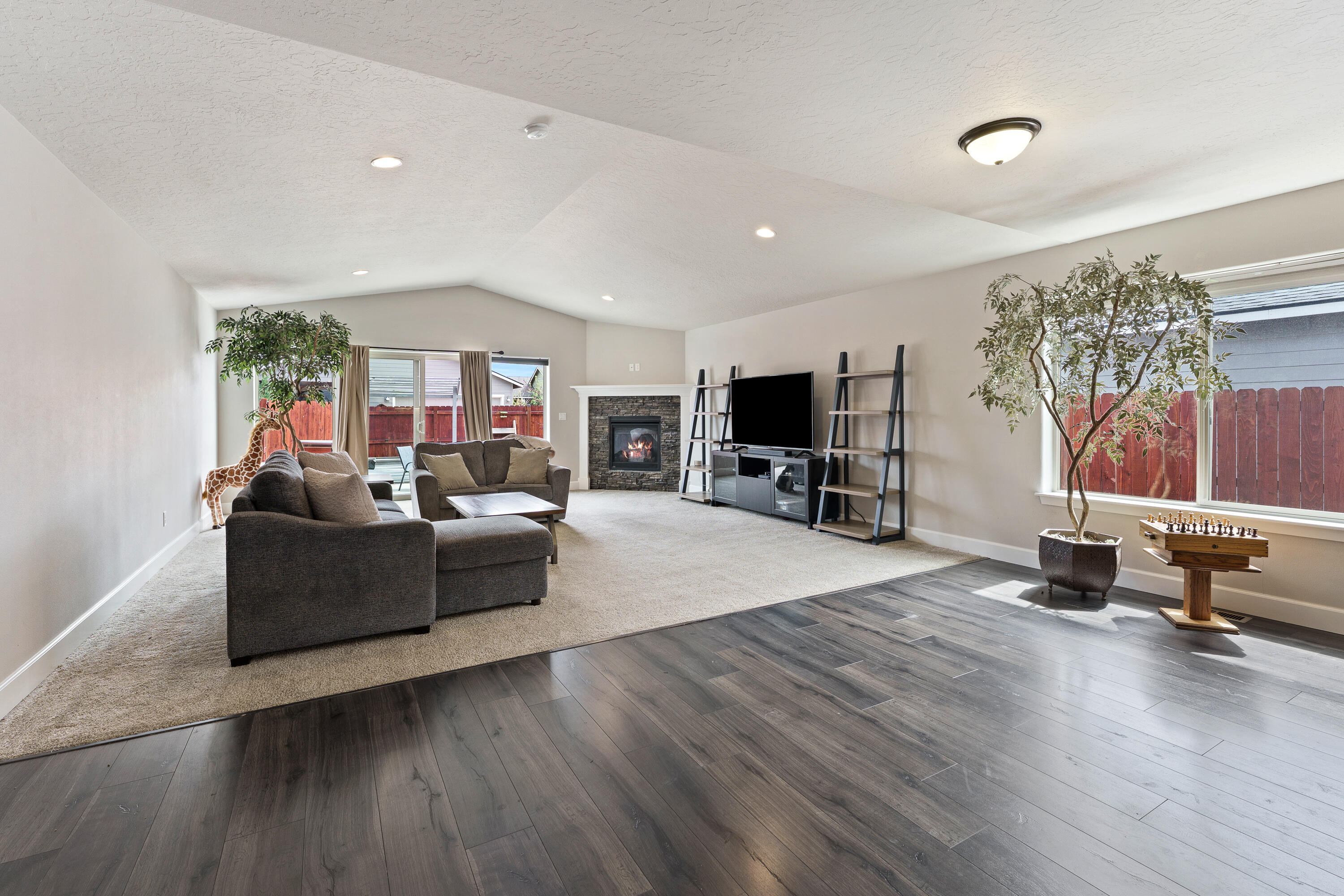 546 NW 27th Street