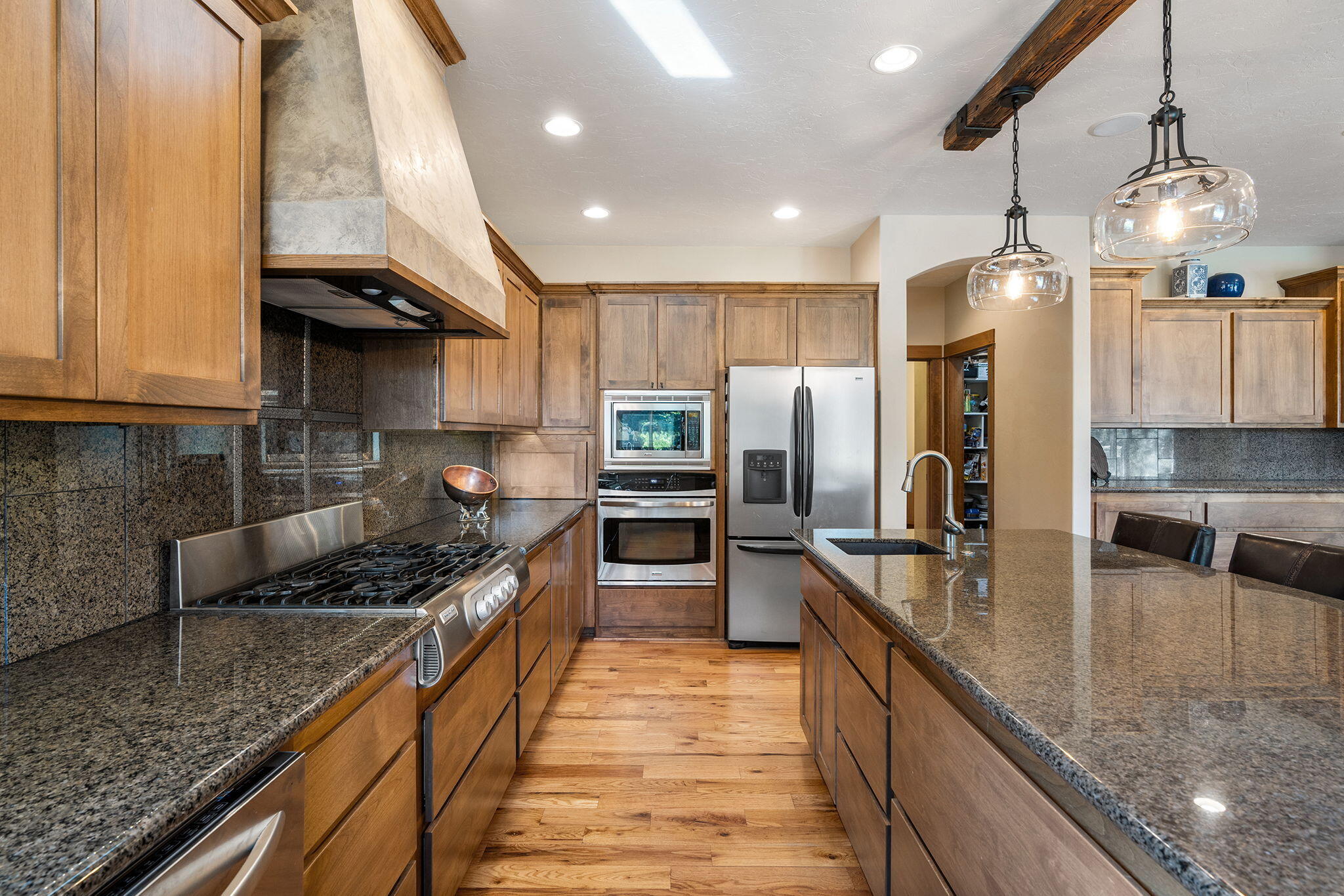 Panoramic View Est - Residential