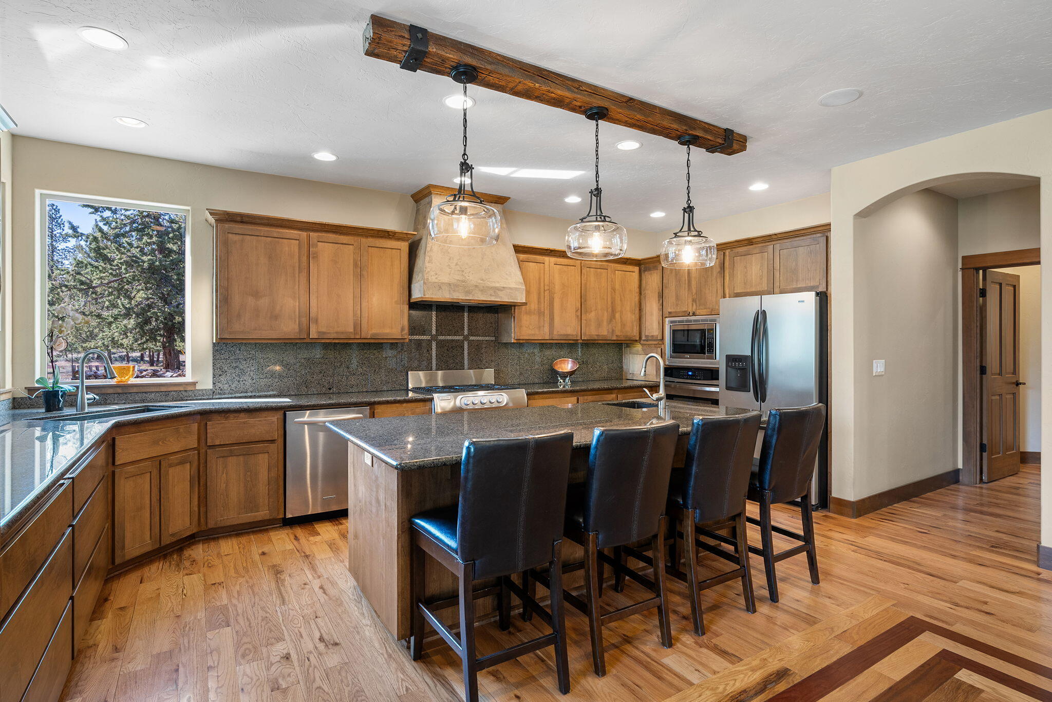 Panoramic View Est - Residential