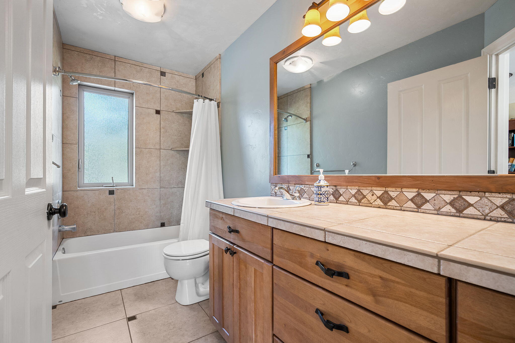 Panoramic View Est - Residential