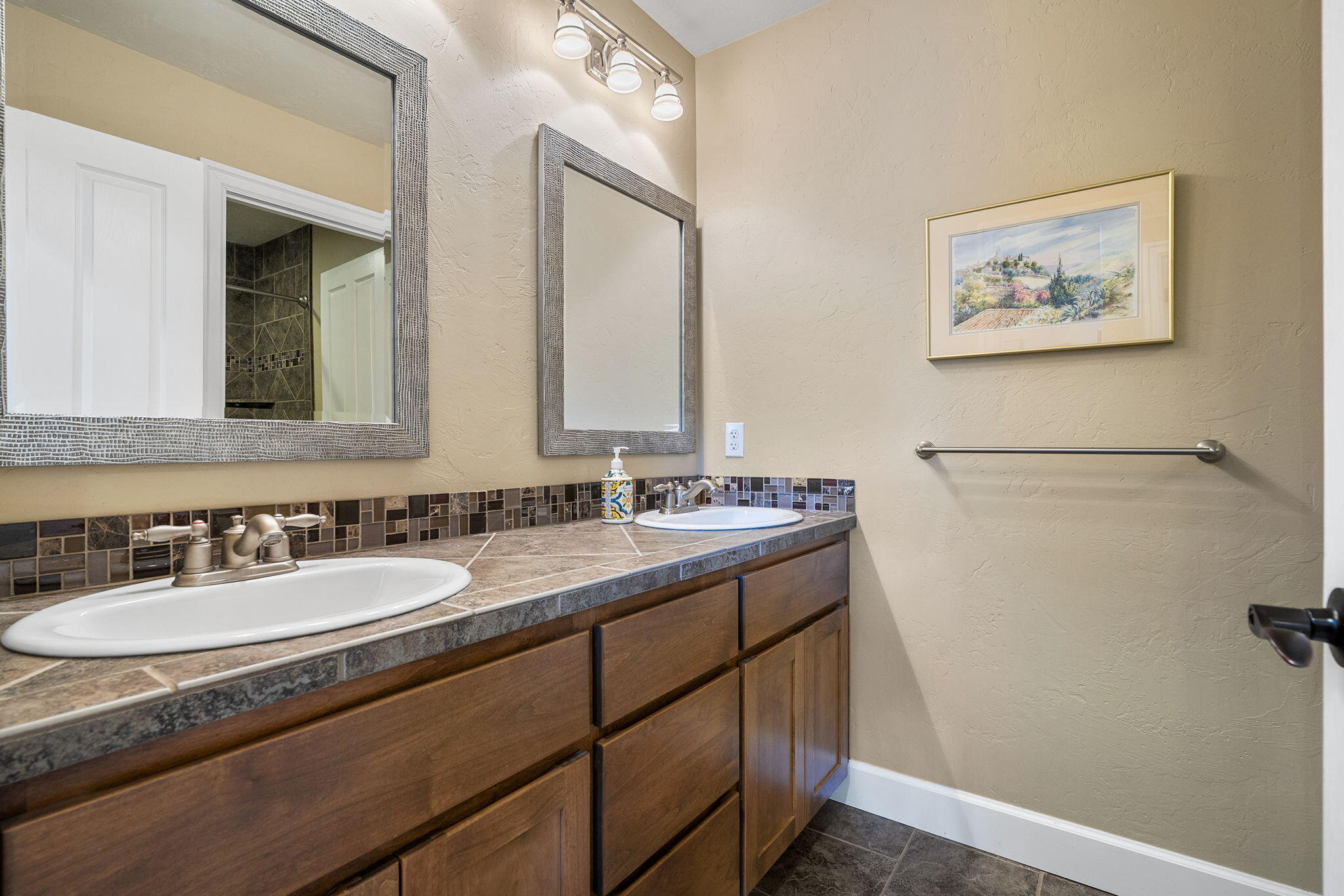 Panoramic View Est - Residential