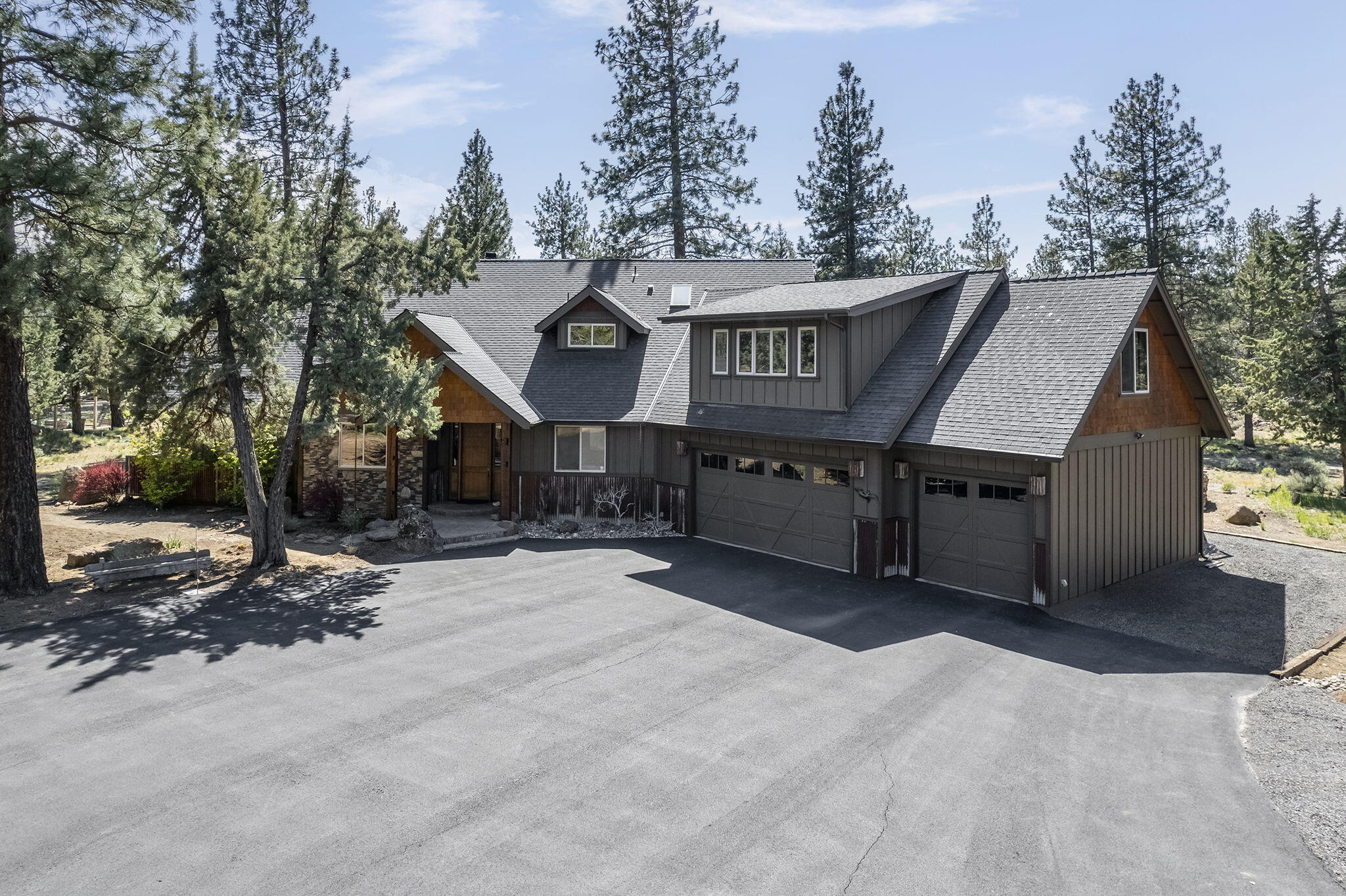 Panoramic View Est - Residential