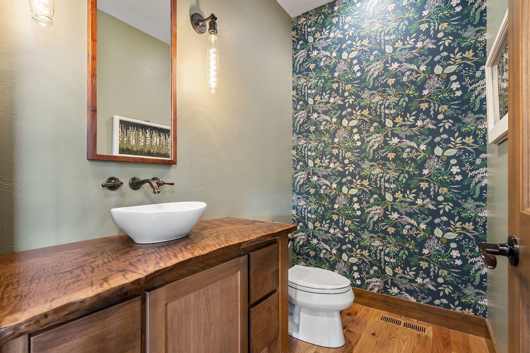 Panoramic View Est - Residential