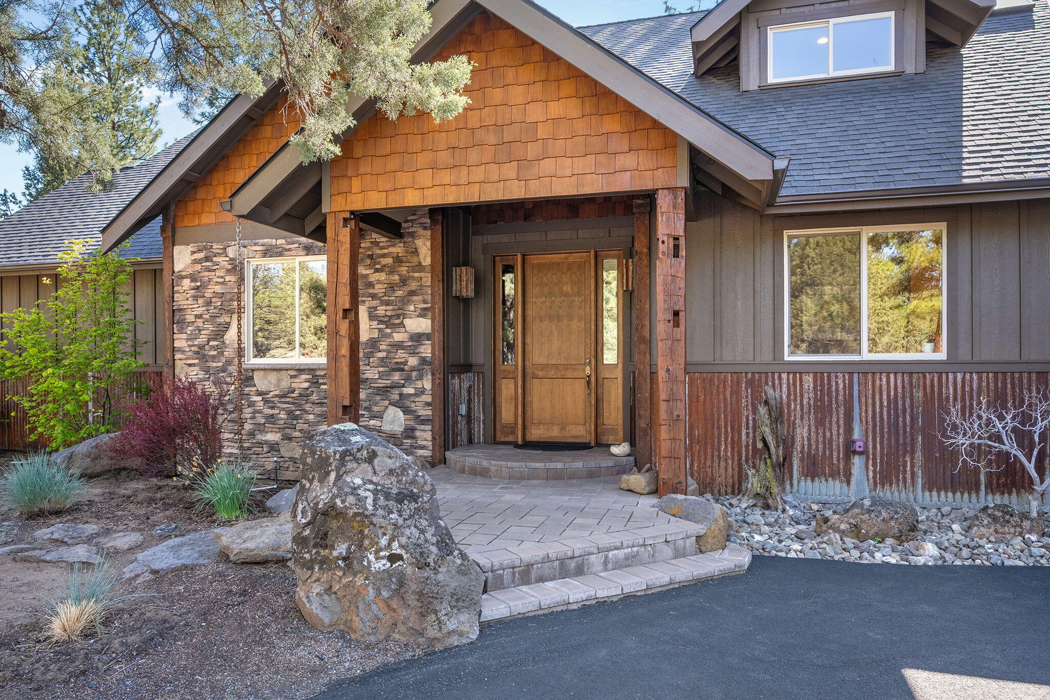 Panoramic View Est - Residential