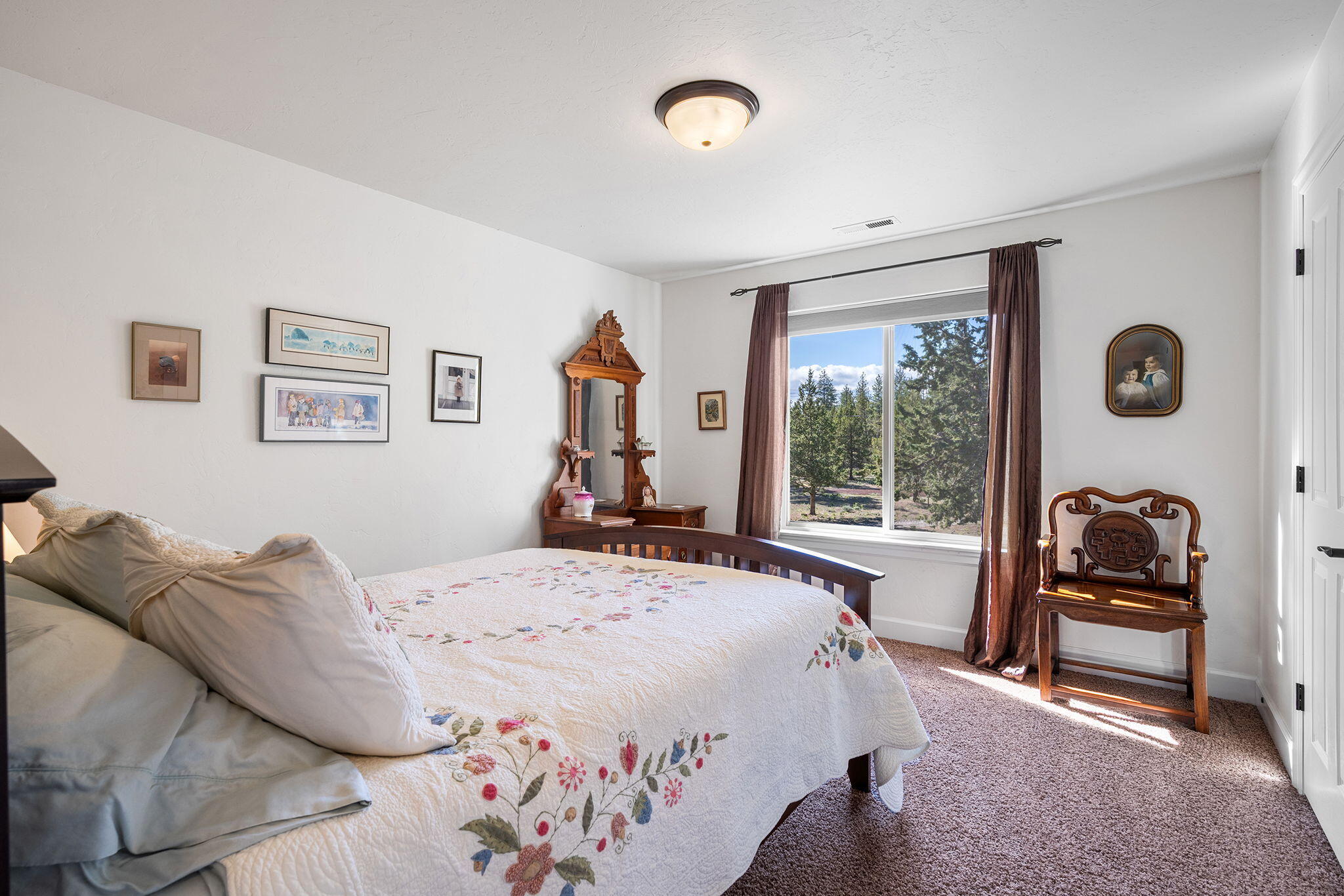 Panoramic View Est - Residential