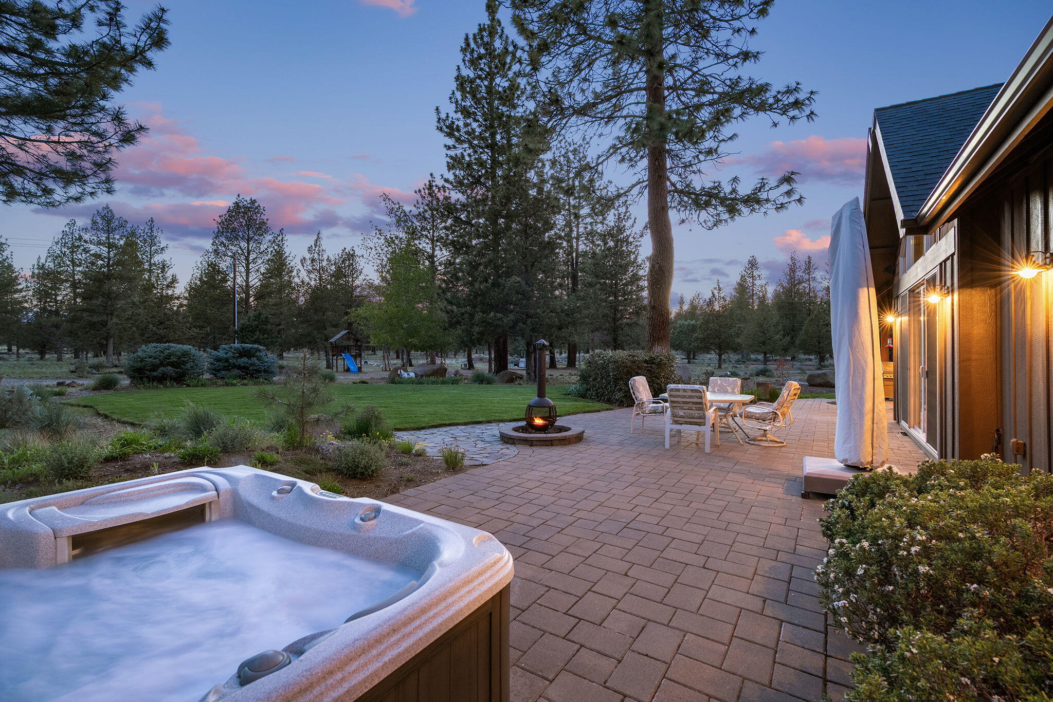 Panoramic View Est - Residential