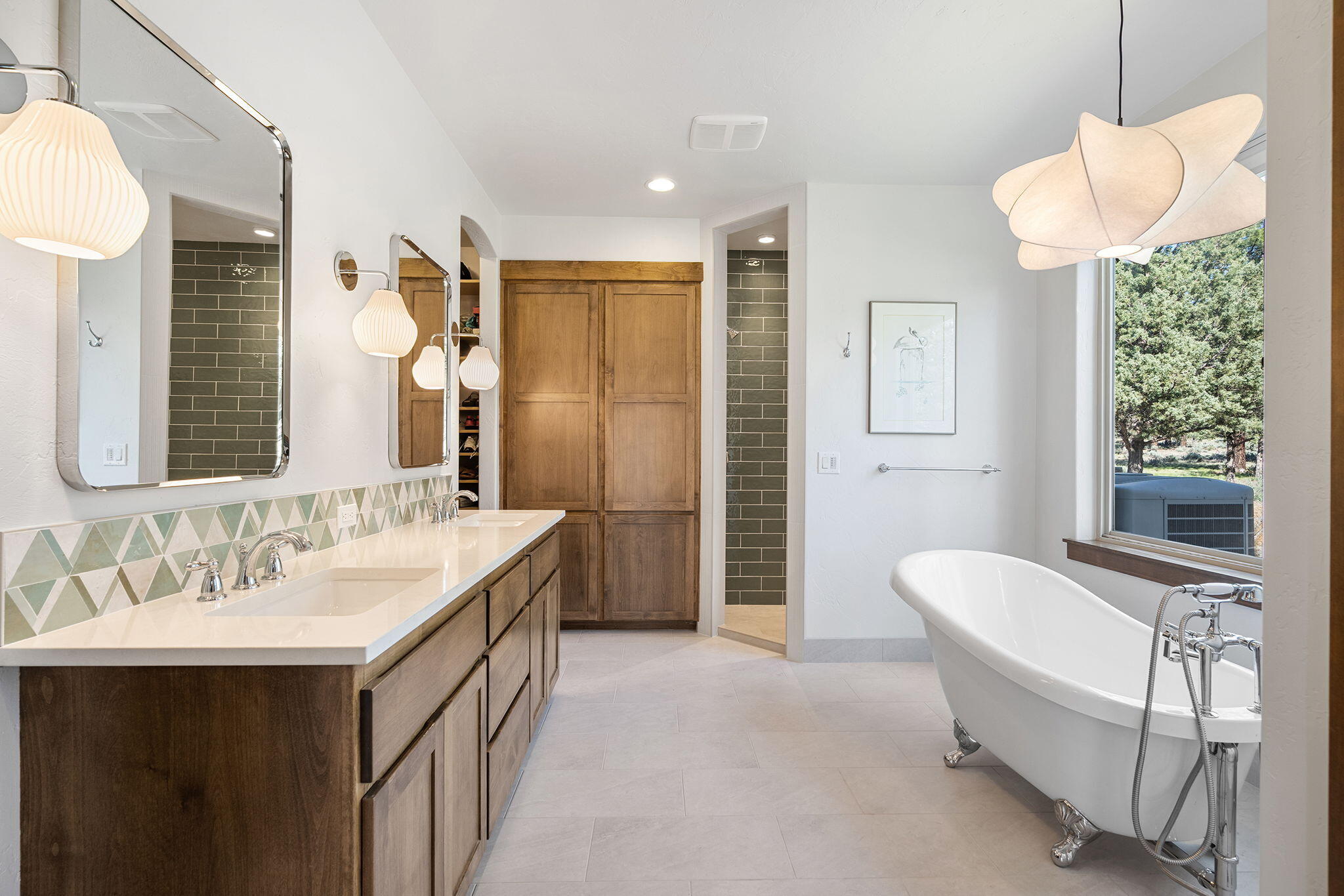 Panoramic View Est - Residential