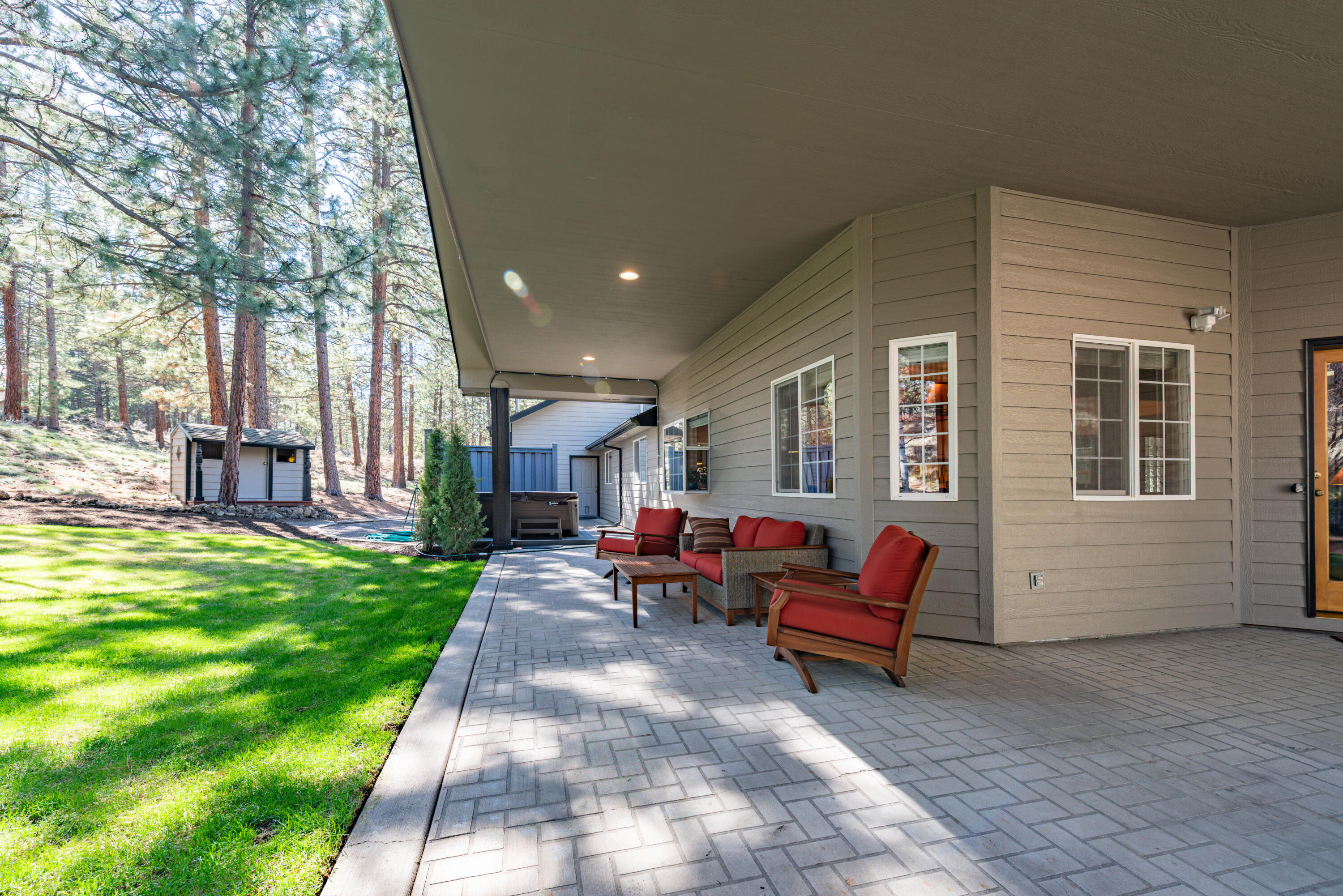 Woodside Ranch - Residential