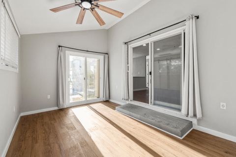 Tiny photo for 2207 Kimberly Drive, Klamath Falls, OR 97603 (MLS # 220213648)