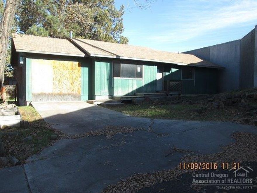 Great opportunity to own a home in SW Bend! 2 bedrooms, 1.5, 1040 sq ft, private yard, open great room w/ wood stove, and conveniently located close to the Old Mill, parkway, trails, etc.