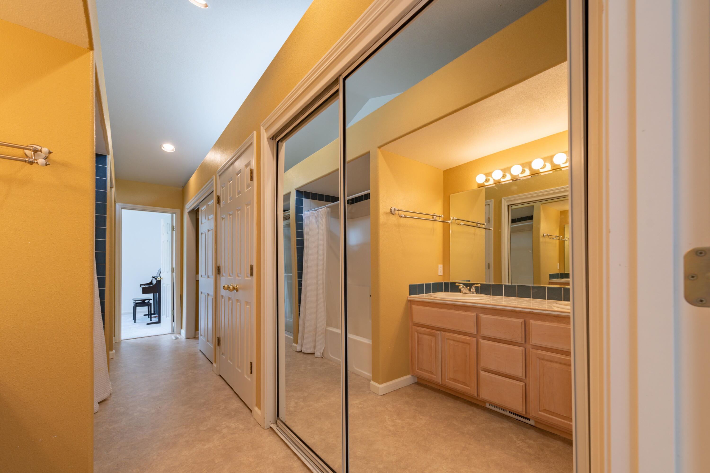 Awbrey Meadows - Residential