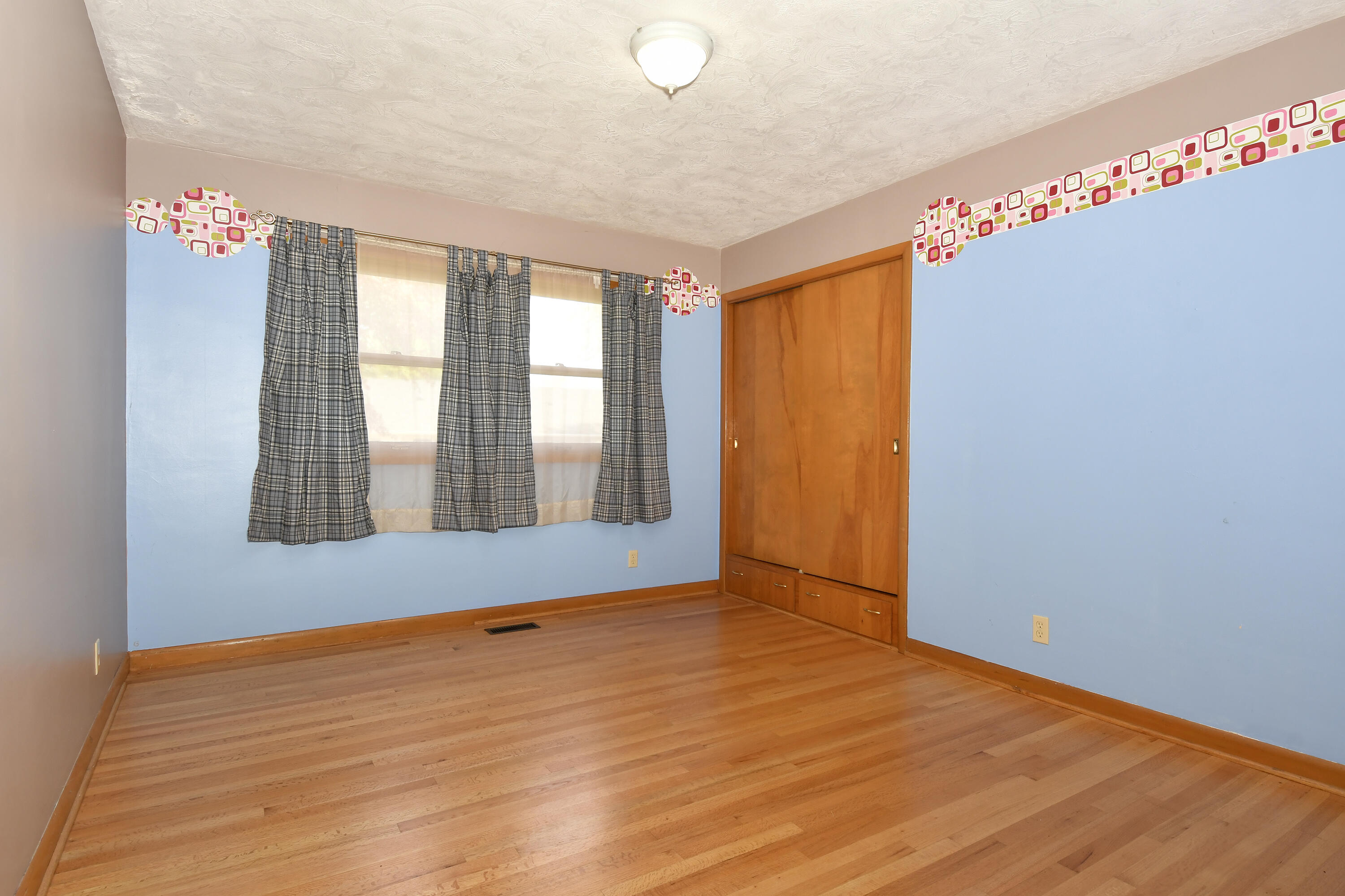 N/A - Commercial Sale