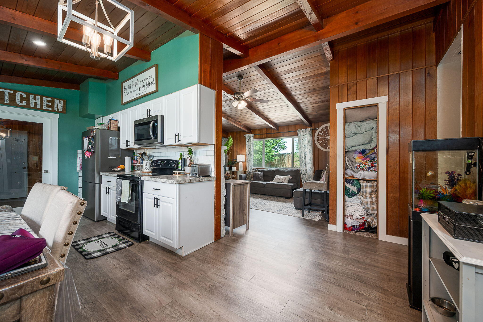 Bel Air - Residential