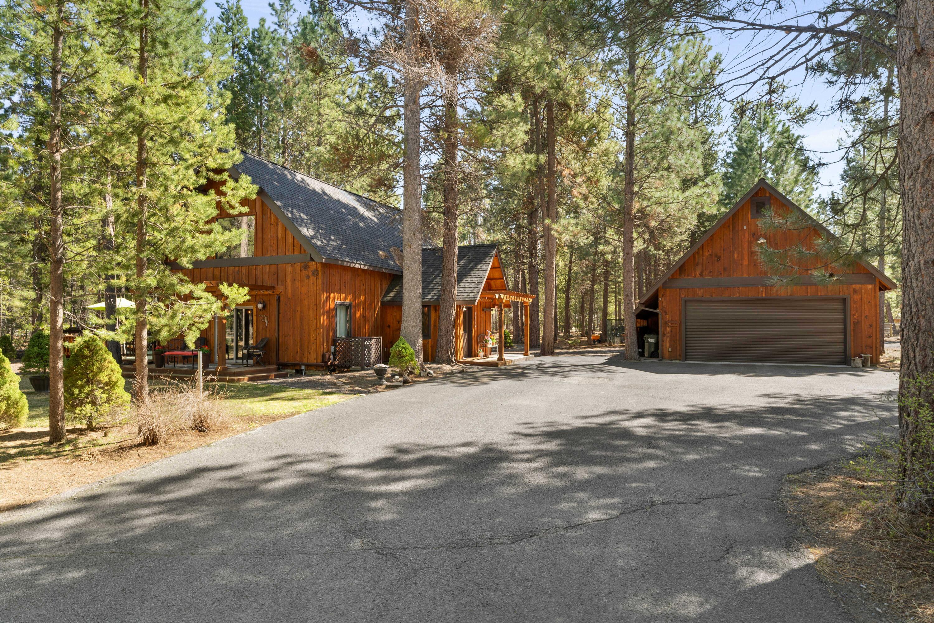 56732 Spring River Loop