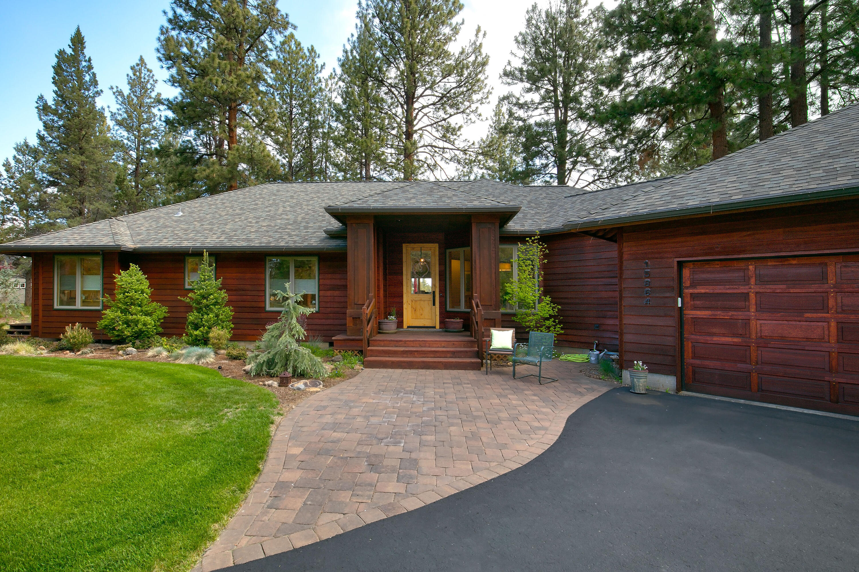 15864 Blue Jay Way