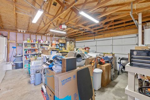 Tiny photo for 13574 SE Southwood Drive, Prineville, OR 97754 (MLS # 220215723)