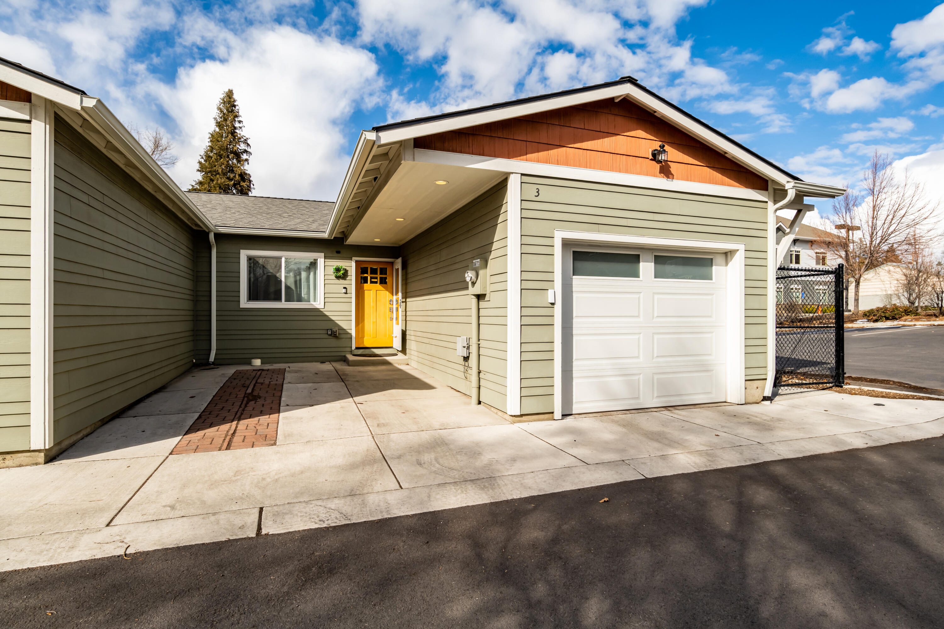 1738 NE 4th Street 3