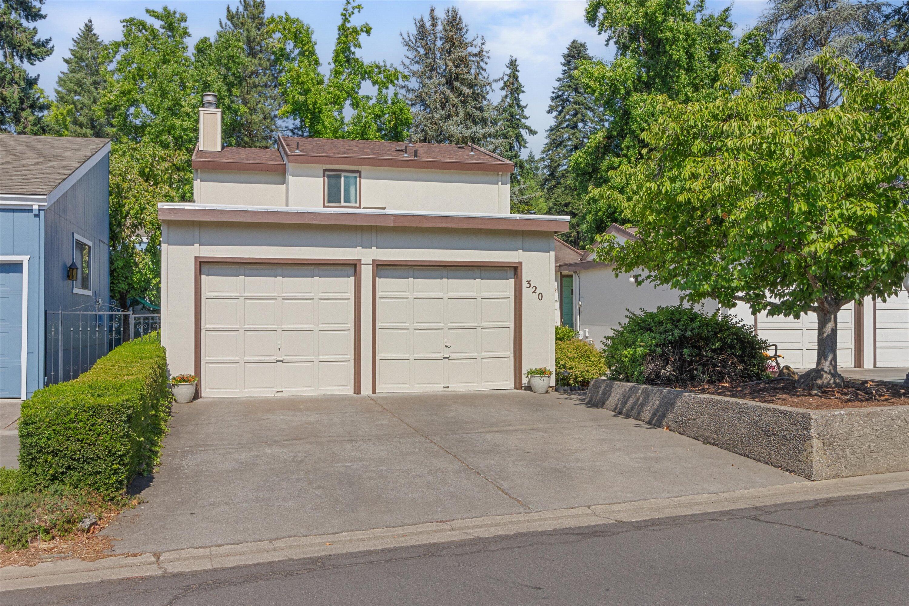 Medford Heights Townhouses Subdivision - Residential