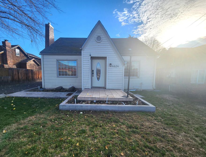 Charming 4 bedroom 2 bath home with large 3.5 car garage/shop! Come look at this beautiful 4-bedroom, 2 bath home with a heated 3.5 car garage that includes attached workshop/additional garage (air compressor included) and loft before its gone! Home features wood floors, built in hutches in the dining area, updated light fixtures, new dishwasher, and a new water heater all in a great location close to dining and transportation. Call today to schedule a showing!