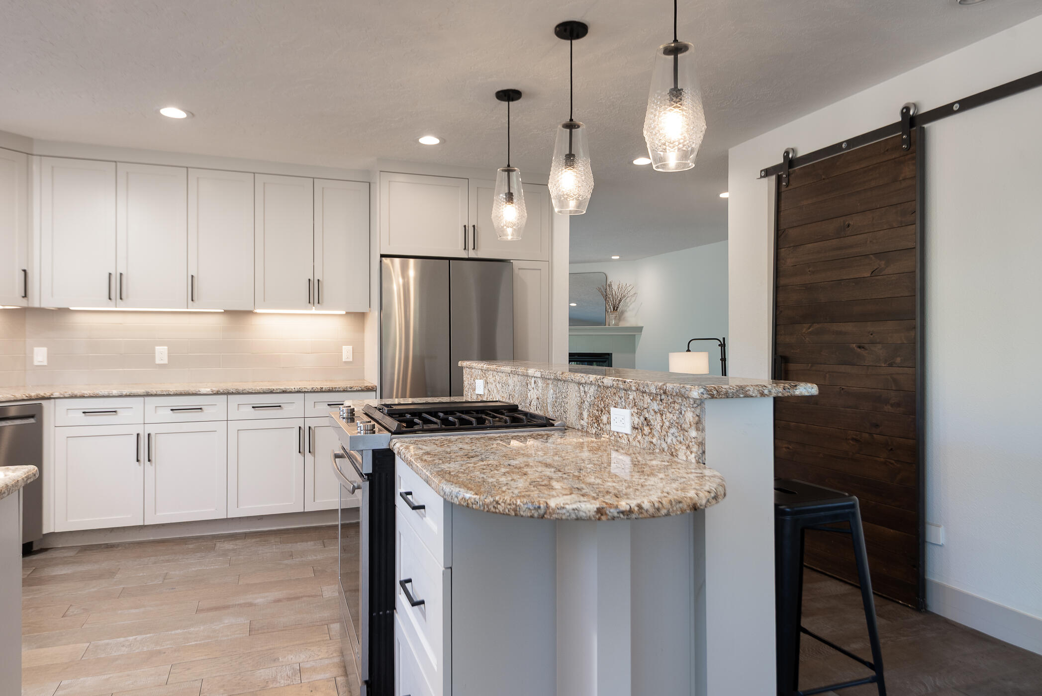 60012 Ridgeview Drive W