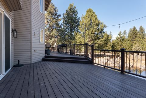 Tiny photo for 60012 Ridgeview Drive W, Bend, OR 97702 (MLS # 220217444)