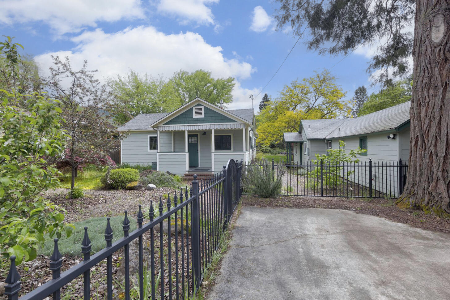 1417 NW Washington Boulevard