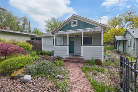 1417 NW Washington Boulevard Grants Pass OR 97526