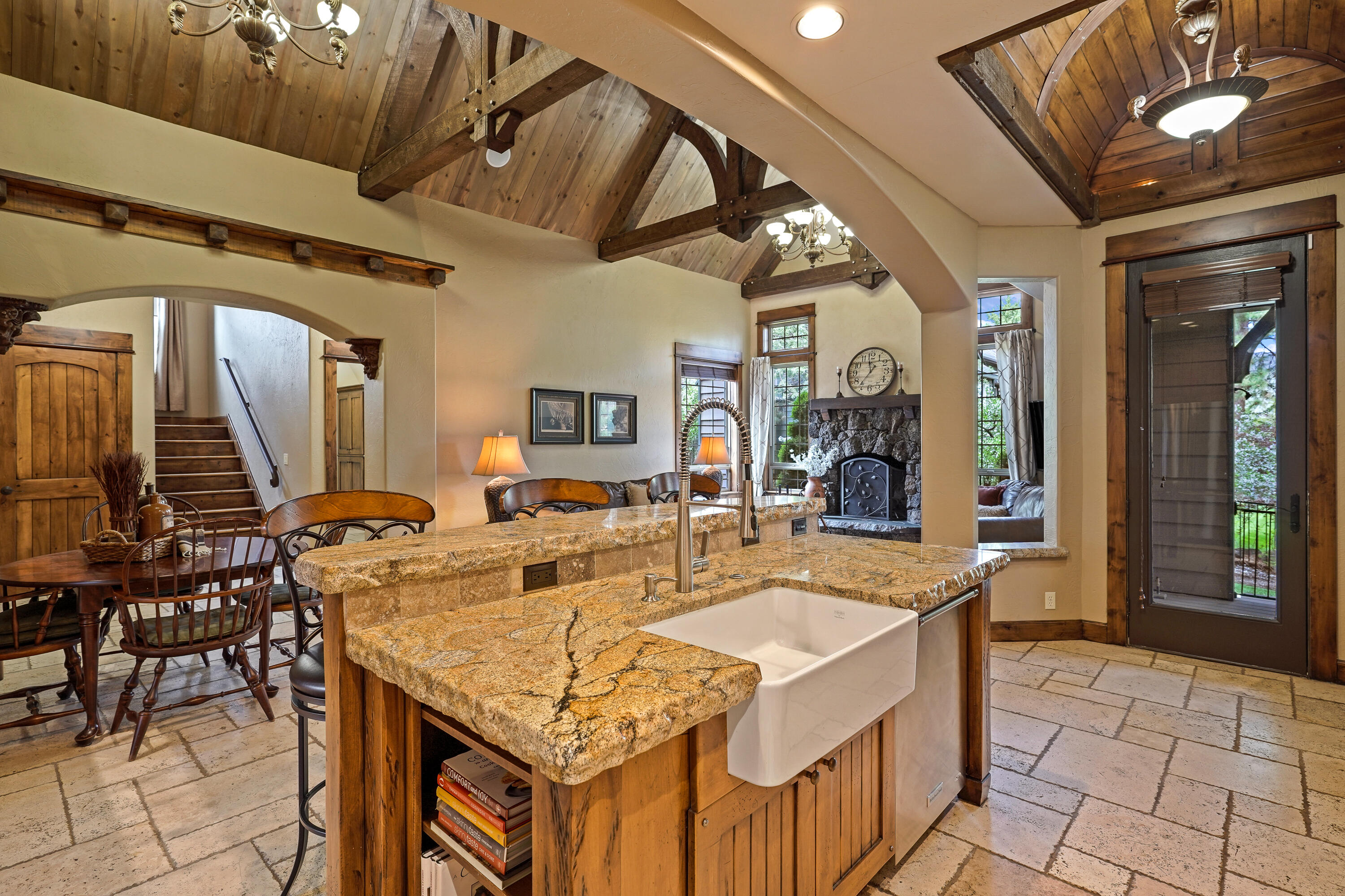 Mtn River Estates - Residential