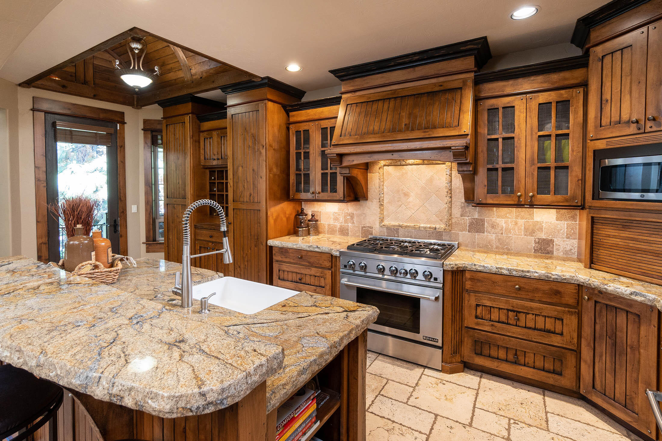 Mtn River Estates - Residential