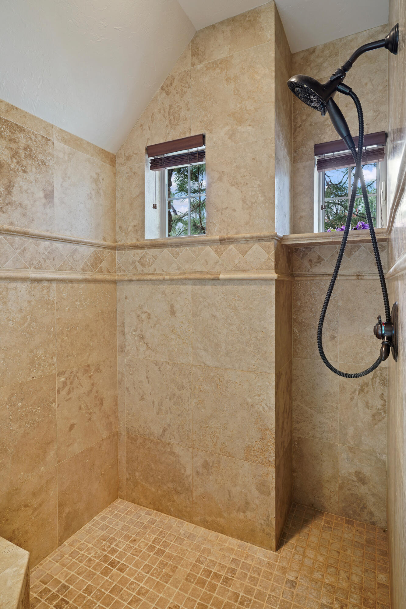 Mtn River Estates - Residential