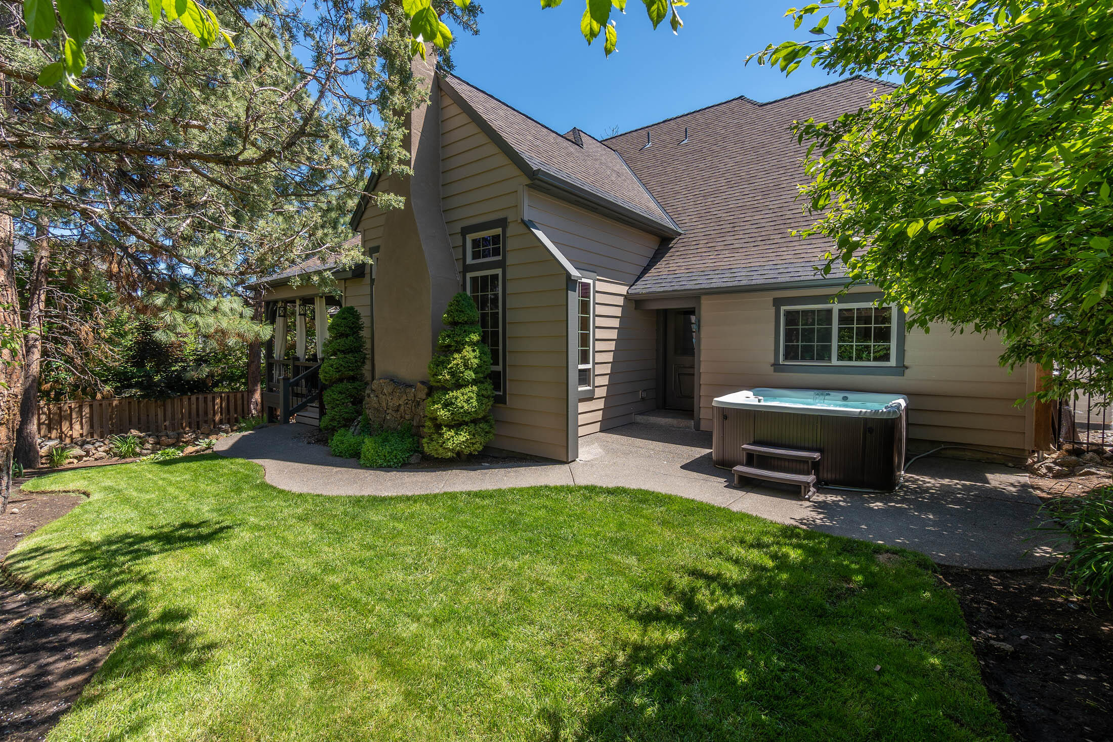 Mtn River Estates - Residential