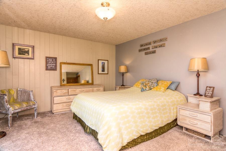 Barnes Butte - Residential