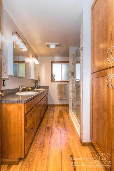 Barnes Butte - Residential