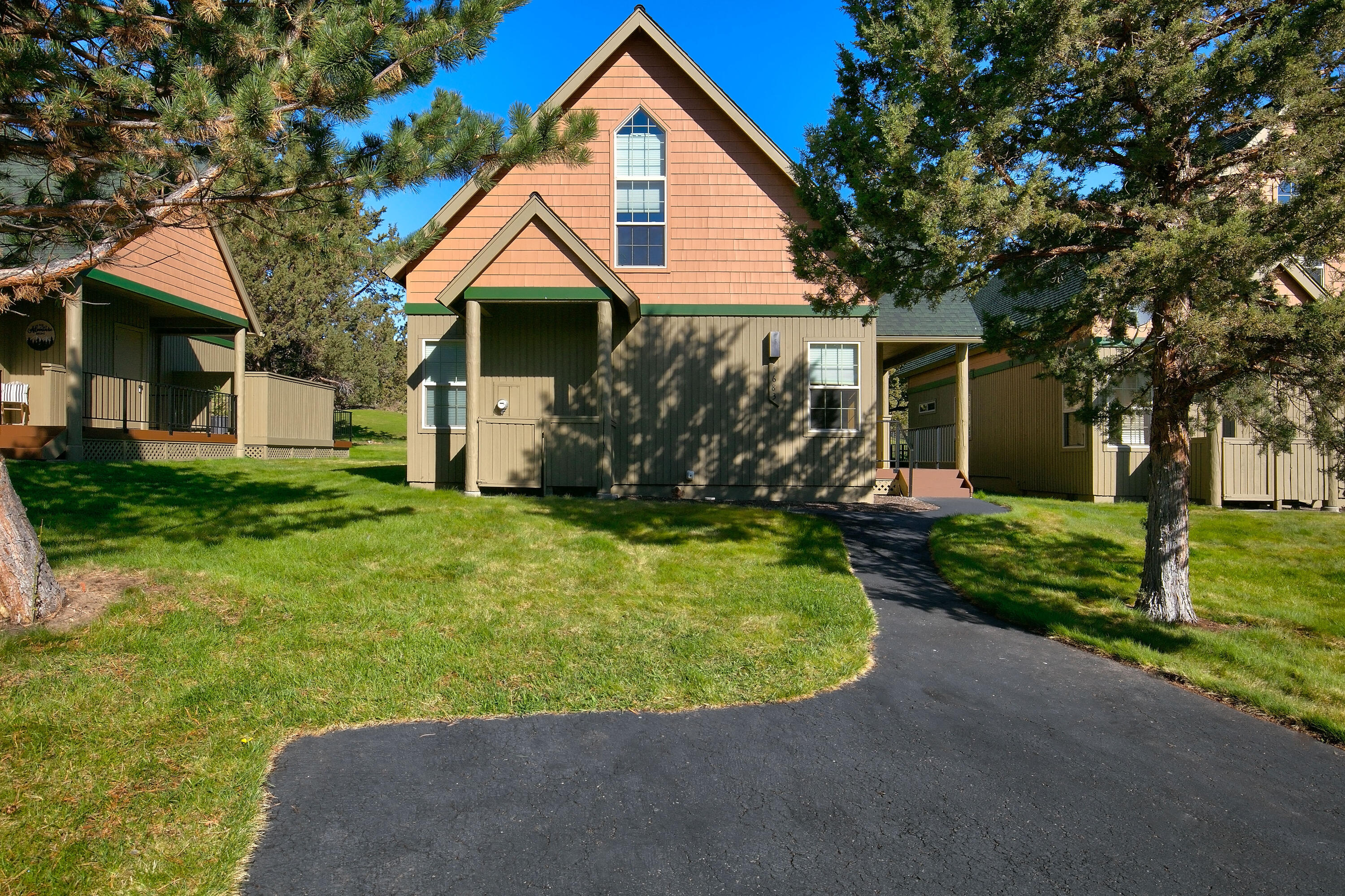 Eagle Crest - Residential