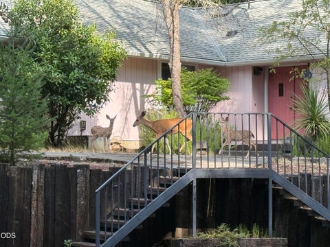Tiny photo for 5010 Griffin Creek Road, Medford, OR 97501 (MLS # 220227103)